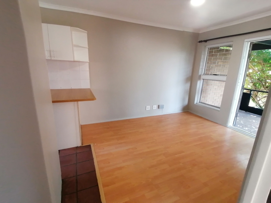 2 Bedroom Property for Sale in Oakglen Western Cape